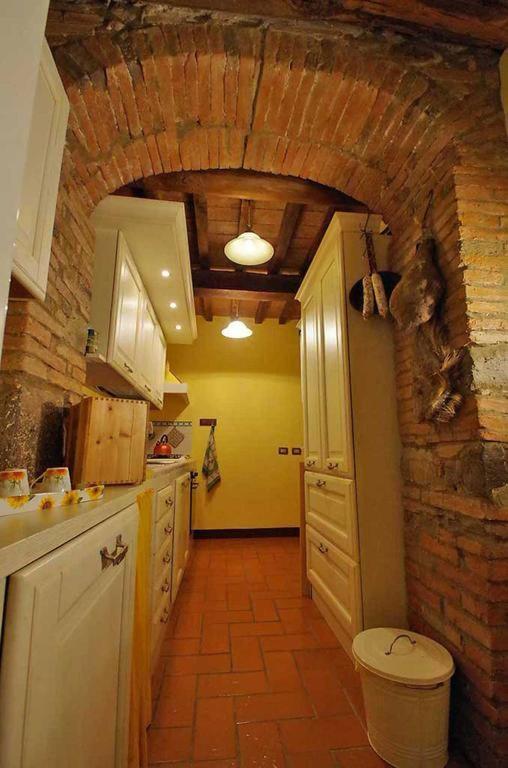 Cottage Le Ginestre Con Piscina In Val D'Orcia Radicofani Esterno foto